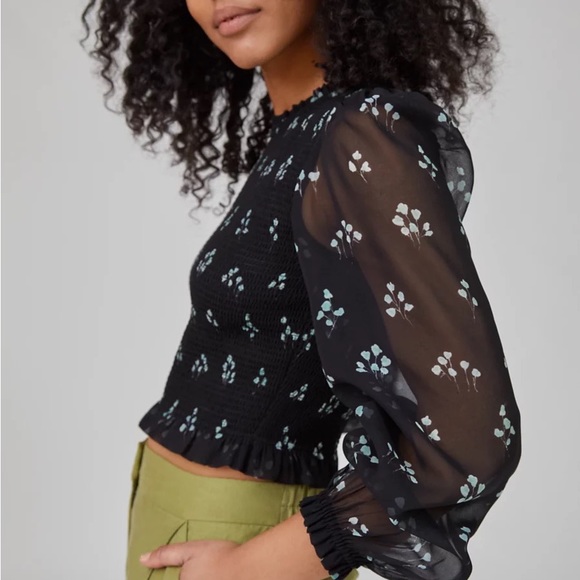 Aritzia Wilfred tempest blouse - Picture 4 of 4